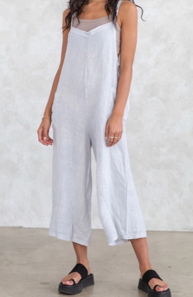 Meo Meli Linen Jumpsuit - Picture 1 of 6